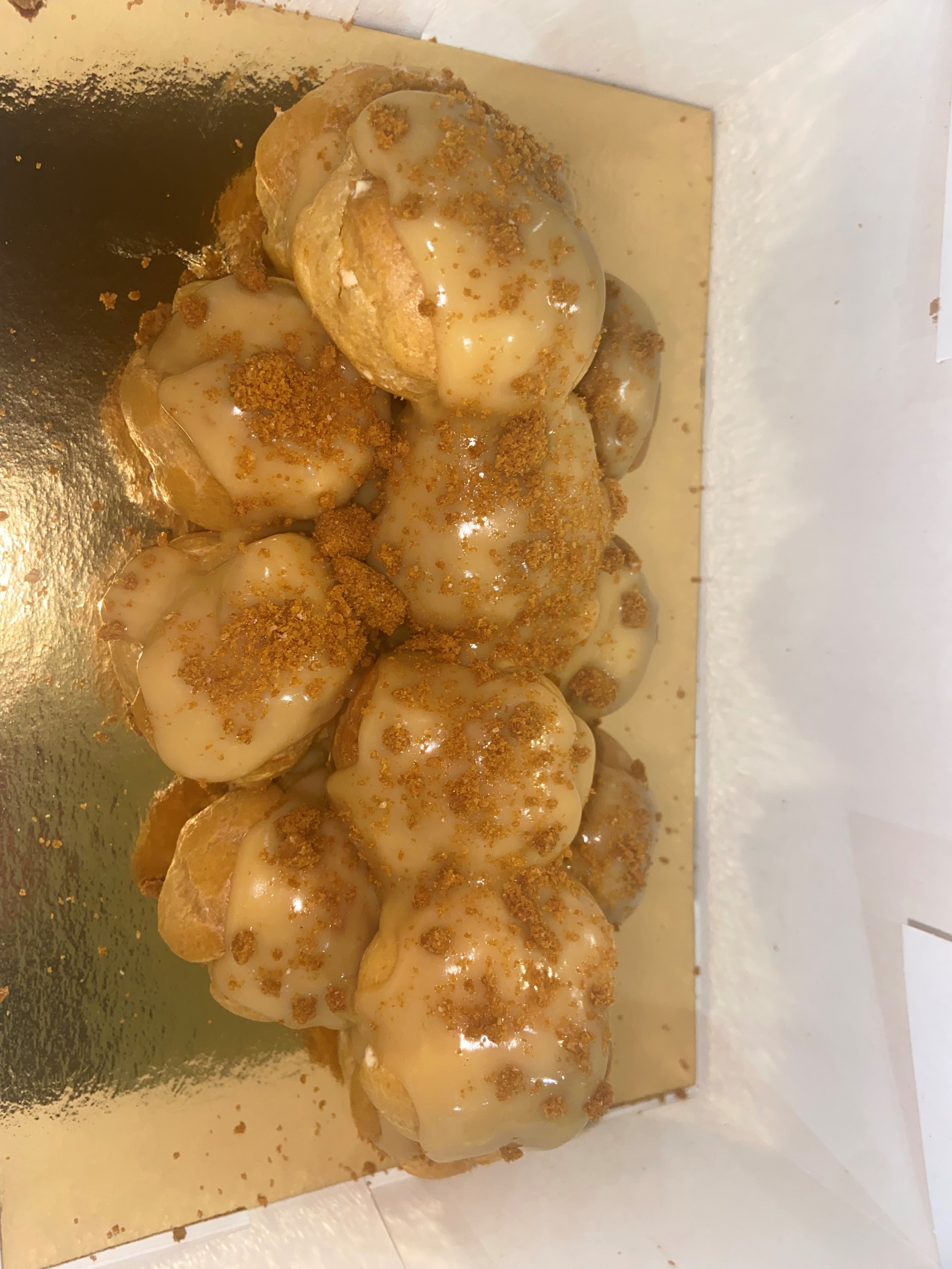 Biscoff Profiteroles